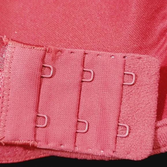 Victoria's Secret Deep Plunge "V" Logo UW Bra 34D - Picture 4 of 6